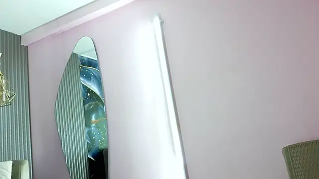 Snapshot of rouxinferno_cr chatting on 03.28.26 rouxinferno cr online show from 03.28.26