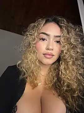 Maddy Beluci online show from 03.07.26