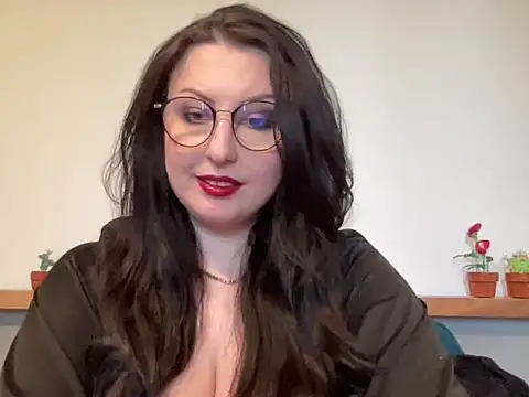 Snapshot of DorothyJoy chatting on 03.25.26 DorothyJoy online show from 03.25.26