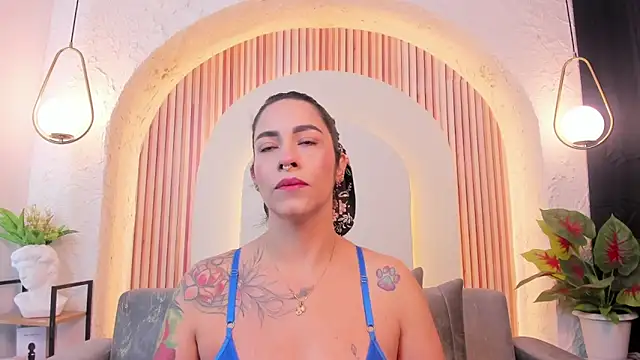 Snapshot of violet_scott_ chatting on 02.26.26 violet scott online show from 02.26.26