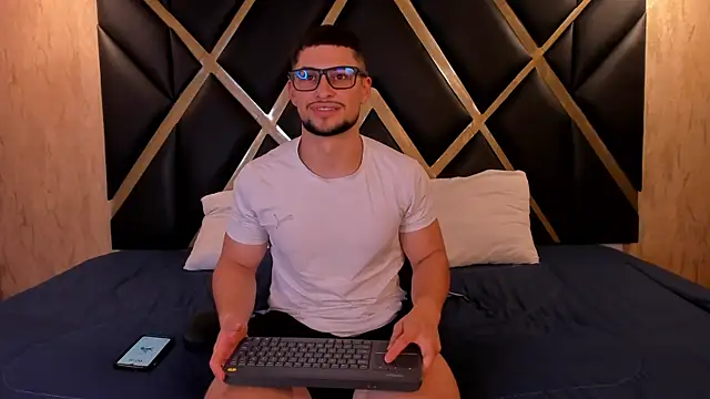 valenssio moretti online show from 03.20.26