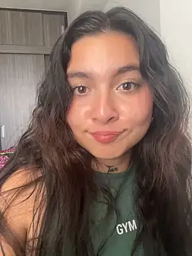 Snapshot of Issa-Lorens chatting on 03.16.26 Issa-Lorens online show from 03.16.26