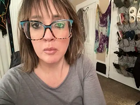 Snapshot of BrookiesLife chatting on 02.16.26 BrookiesLife online show from 02.16.26