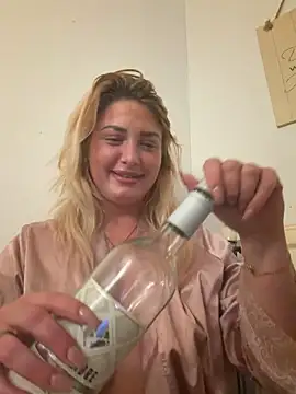 blondmamii online show from 04.04.26