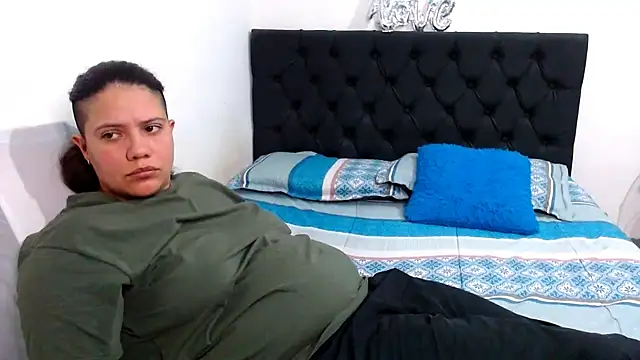 suzy paz online show from 04.09.26