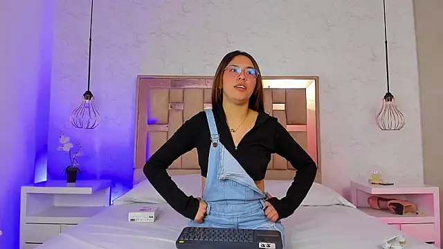 Snapshot of ChloeSteele chatting on 02.10.26 ChloeSteele online show from 02.10.26