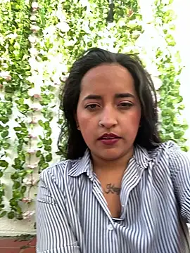 Snapshot of Annie_Alicee chatting on 03.04.26 Annie Alicee online show from 03.04.26