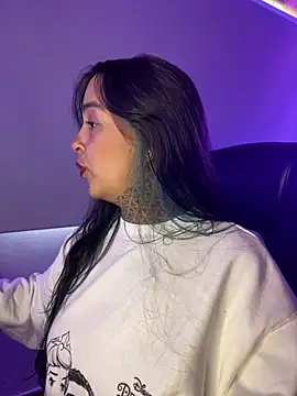 Snapshot of Annie_Alicee chatting on 03.10.26 Annie Alicee online show from 03.10.26