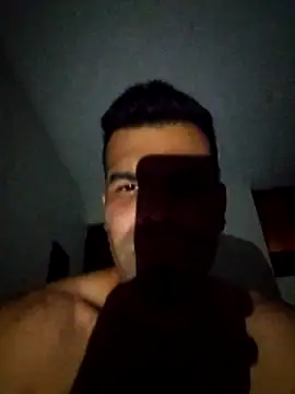 Snapshot of thom_1 chatting on 02.10.26 thom 1 online show from 02.10.26