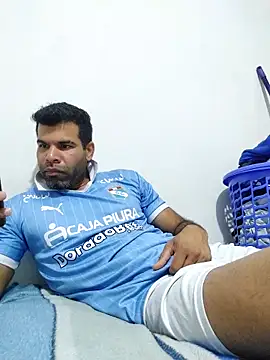 Snapshot of thom_1 chatting on 03.02.26 thom 1 online show from 03.02.26