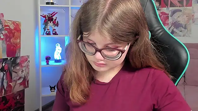 Snapshot of ChloeHalses chatting on 02.12.26 ChloeHalses online show from 02.12.26