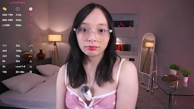 HannaHayles online show from 02.05.26