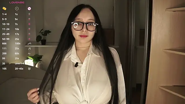 HannaHayles online show from 03.01.26