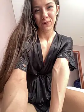 Snapshot of OnlyLeiLa chatting on 02.25.26 OnlyLeiLa online show from 02.25.26