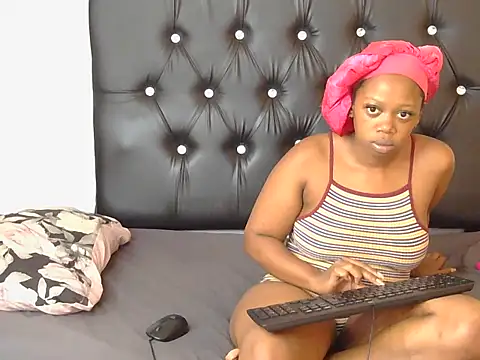 EbonySexMachine online show from 02.10.26