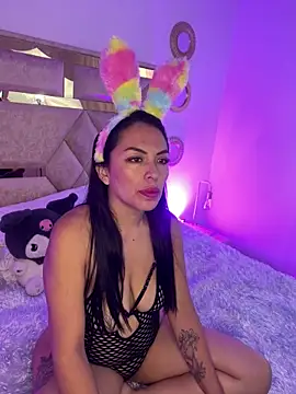 Snapshot of Emma_Sanz__ chatting on 04.07.26 Emma Sanz online show from 04.07.26