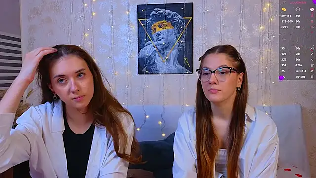 MelanieTwice online show from 02.18.26