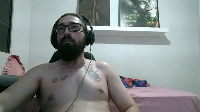 Redlovecouple online show from 04.26.26