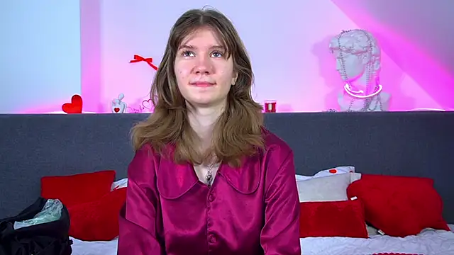 Snapshot of MilaMaelis chatting on 02.27.26 MilaMaelis online show from 02.27.26