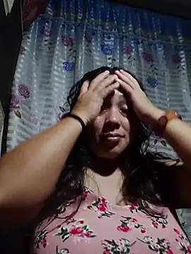 Snapshot of May_Bombs chatting on 02.26.26 May Bombs online show from 02.26.26