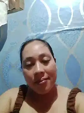 May Bombs online show from 04.04.26