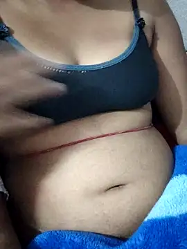 Snapshot of Tiay_009 chatting on 02.06.26 Tiay 009 online show from 02.06.26