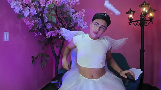 Snapshot of FemNoa chatting on 02.07.26 FemNoa online show from 02.07.26