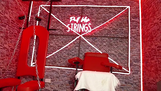 Snapshot of FemNoa chatting on 02.14.26 FemNoa online show from 02.14.26