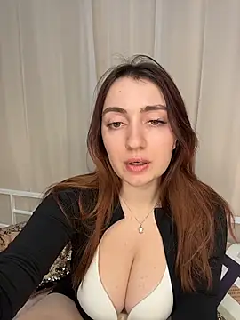 Snapshot of Linnea_ chatting on 02.12.26 Linnea online show from 02.12.26