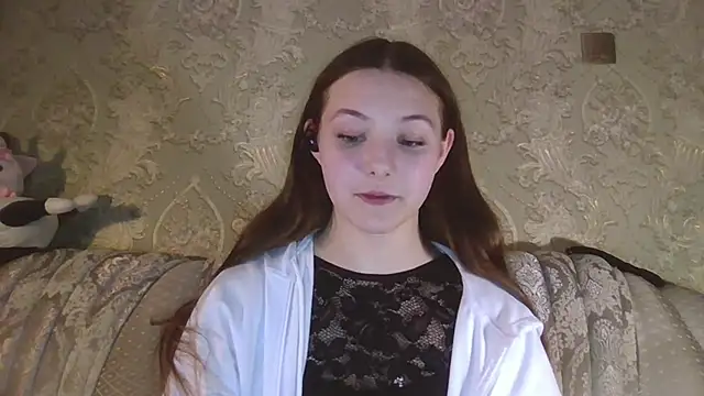 Snapshot of YuniNeko chatting on 02.04.26 YuniNeko online show from 02.04.26