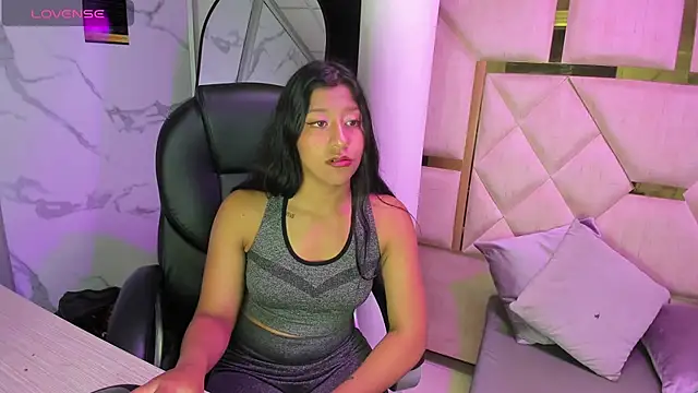 Snapshot of Vaneline2 chatting on 02.26.26 Vaneline2 online show from 02.26.26