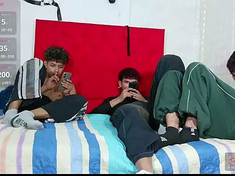 Snapshot of Damian20261 chatting on 02.06.26 Damian20261 online show from 02.06.26