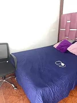 Snapshot of MaxyRyan chatting on 03.13.26 MaxyRyan online show from 03.13.26