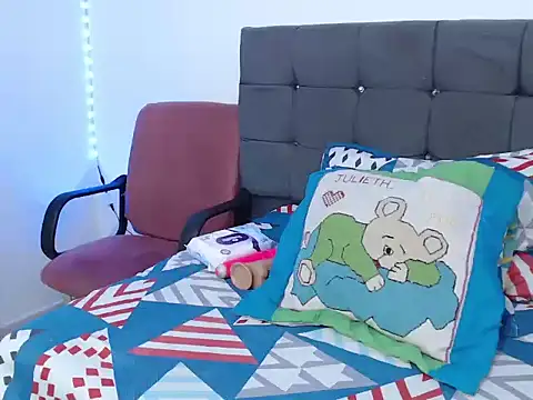 Snapshot of latin_riahnna_jp chatting on 02.11.26 latin riahnna jp online show from 02.11.26