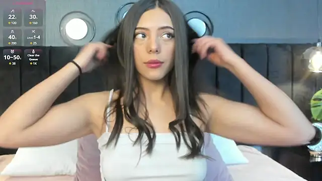 Snapshot of Sophi_rae chatting on 02.17.26 Sophi rae online show from 02.17.26