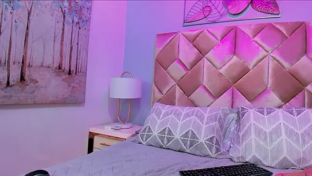 CandyLips 4 online show from 03.09.26