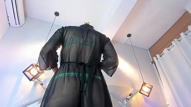 Snapshot of Wildkiitty chatting on 03.18.26 Wildkiitty online show from 03.18.26