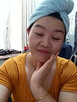 Snapshot of Jennie_dogy chatting on 05.11.26 Jennie dogy online show from 05.11.26