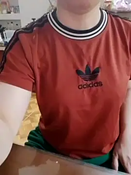 Snapshot of LiilyZi chatting on 03.26.26 LiilyZi online show from 03.26.26