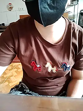 Snapshot of LiilyZi chatting on 04.03.26 LiilyZi online show from 04.03.26