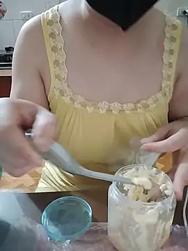 LiilyZi online show from 05.29.26