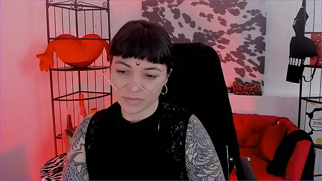 Snapshot of NeoGeisha chatting on 02.22.26 NeoGeisha online show from 02.22.26