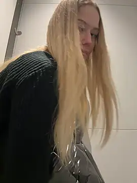 blonde exe online show from 02.22.26