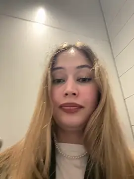 blonde exe online show from 05.15.26