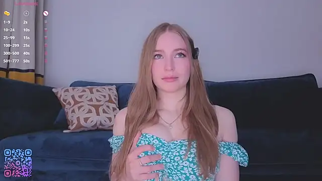 RowenaIanniello online show from 04.11.26