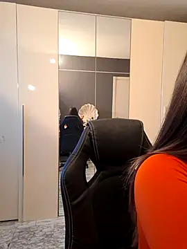 Nhaomy    online show from 02.06.26