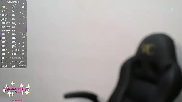 yaazhinii online show from 02.13.26