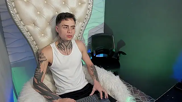 Snapshot of acxel_prescot chatting on 02.10.26 acxel prescot online show from 02.10.26