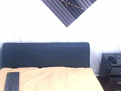 SamiSaturno online show from 02.09.26