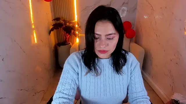 Snapshot of rox_luxury_tf chatting on 02.26.26 rox luxury tf online show from 02.26.26